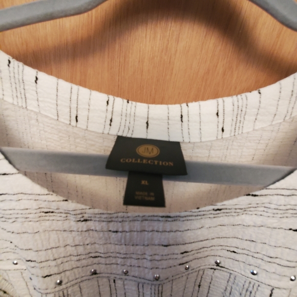 Tunic - Picture 3 of 4